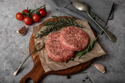 Omskiy Bekon boosts pork semi-finished product sales in 2025