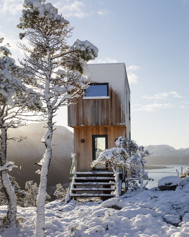 Микроотель с видом на Люсе-фьорд в Норвегии | Источник: Annemerenda photo