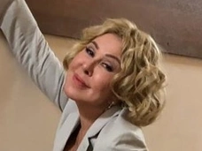 «Ей зубы на полку положить?»: Настасья Самбурская оправдала Любовь Успенскую за пластику