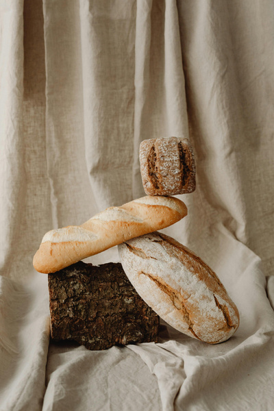 Какой хлеб полезней — черный или белый?