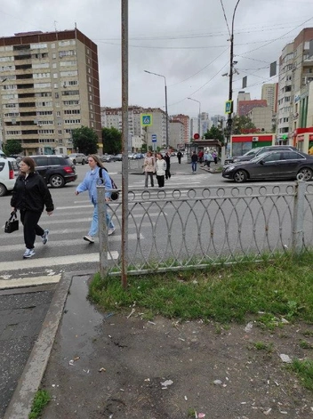 В районе «Радуга Парка» не работают светофоры | Источник: читательница E1.RU