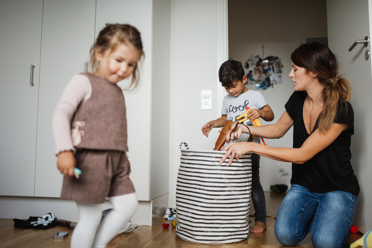 5 советов о том, как приучить ребенка убирать за собой