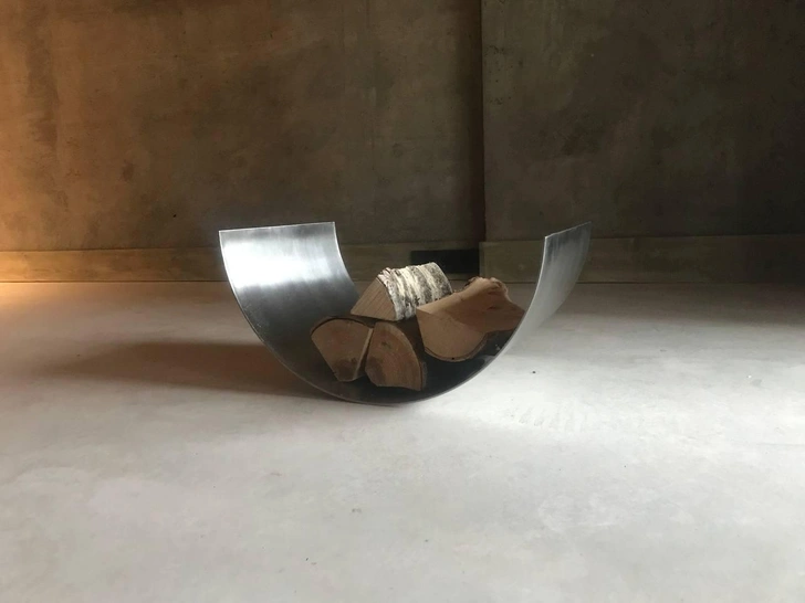 Подставка для дров Jīn. Irony Elements | Источник: Irony Elements