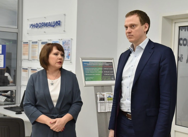 Малков посетил первый многофункциональный семейный центр в Рязани | ya62.ru