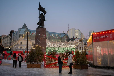 Vladivostok Mayor's Office Sets Date to Dismantle New Year's Town