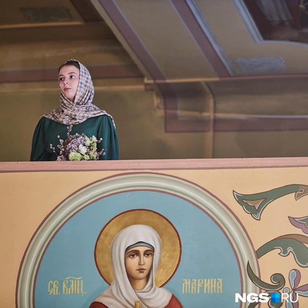 Люди приходят и на службу | Источник: Александр Ощепков / NGS.RU