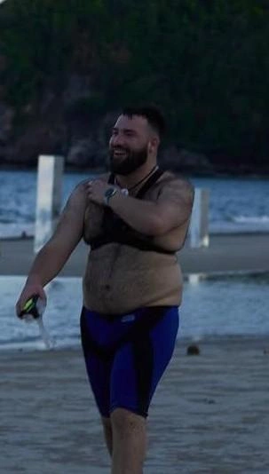 Так Григорий выглядел, когда пришел на шоу | Источник: valuev_g__ / Instagram (экстремистская организация, деятельность запрещена на территории РФ)