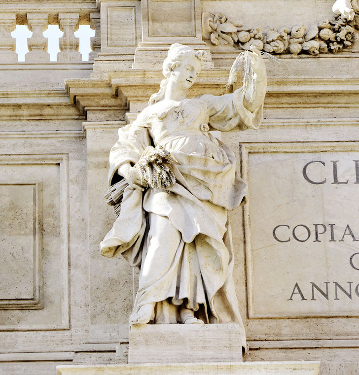 11 curious facts about the Trevi fountain