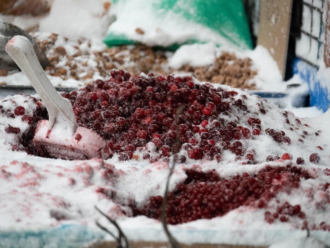 Специалисты рекомендуют употреблять цельные ягоды или натуральный сок.