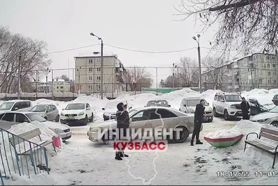 В Кемерово неизвестные ломятся в квартиры