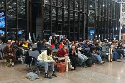 Аэропорт Сочи парализован более пяти часов