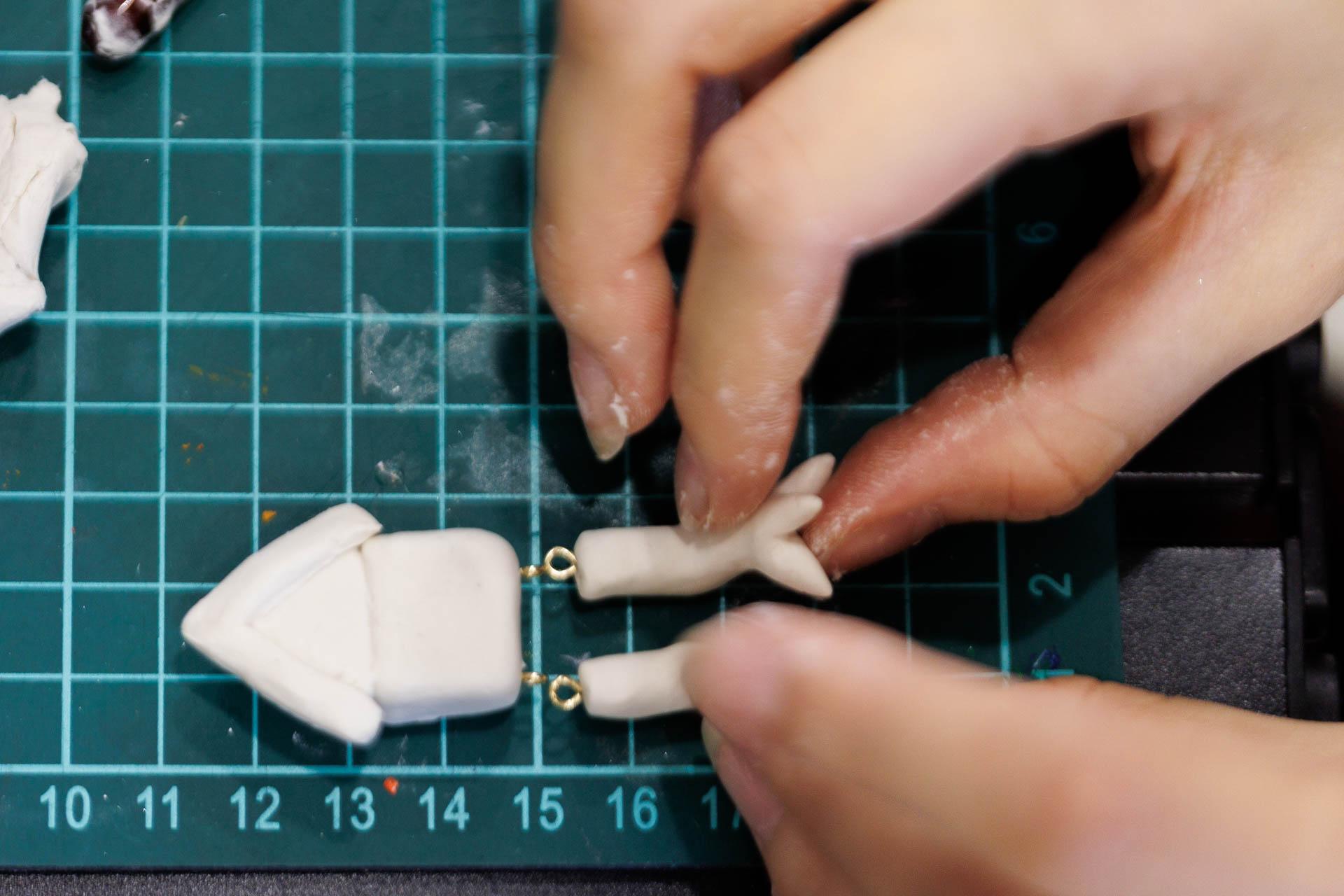 Внимание на руки: смотрим на работу тюменских мастеров крупным планом 