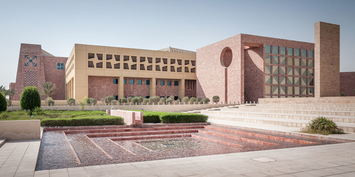 Колледж в Дохе (фото 0)
