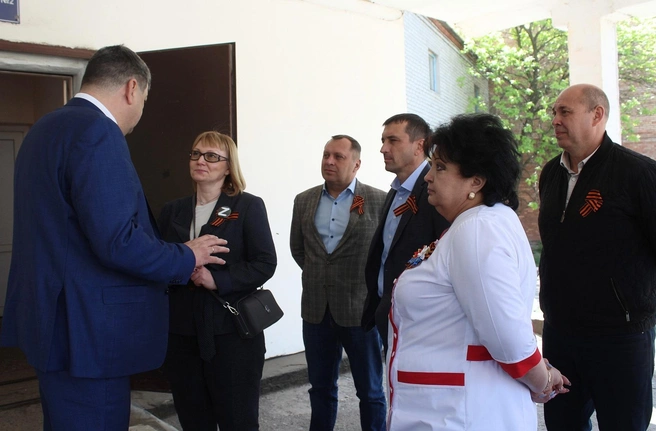 Старченко в Горловке в мае 2022 года | Источник: Администрация Горловки (Admin-gorlovka.ru)