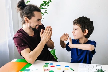 Аутизм в семье: как жить счастливыми