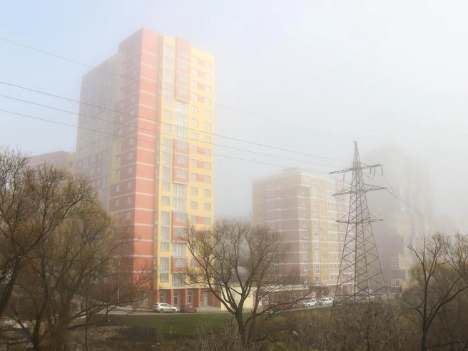 Город предстал в загадочном виде утром | Источник: Наталья Бурухина / NN.RU