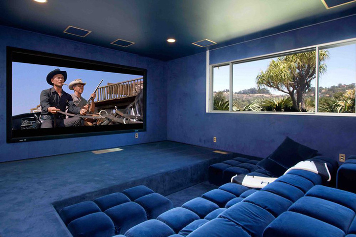 Фронтмен Maroon 5 Адам Левин продает два роскошных дома в Лос-Анжелесе фото [7]