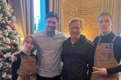 Famous actor from 'Ural Dumplings' show welcomed in Arkhangelsk