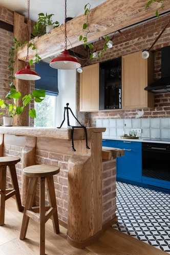 Плитка на фартуке, Aparici. Барные стулья, Loft Designe. | Источник: Софья Мирная. Стиль: Регина Александрова
