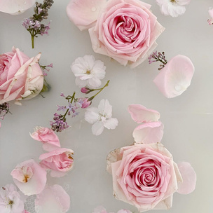 Королева цветов: 9 классных бьюти-средств с розой в составе