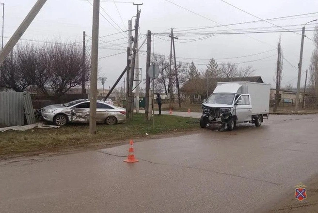 Полные обстоятельства, а также состояние пострадавших уточняются в ведомствах | Источник: ГУ МВД России по Волгоградской области