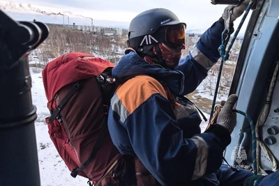 На Камчатке спасатели МЧС провели учения по десантированию