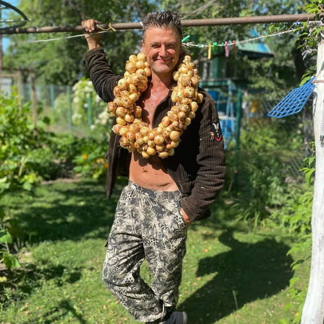 Эдуард любит природу и спорт, по нему это сразу видно | Источник: eduardtruhmenev72 / Instagram (экстремистская организация, деятельность запрещена на территории РФ)