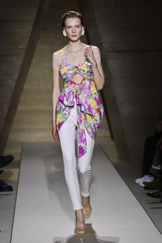 Идеальная база — брюки на осень-зиму 2025/26: лучшие модели у российских брендов Идеальная база — брюки на осень-зиму 2025/26: лучшие модели у российских брендов