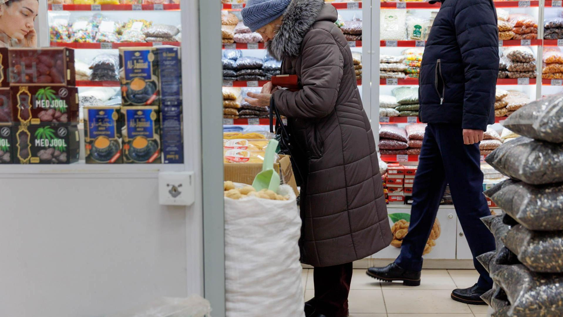 Экономят на кино и ремонте авто. Сколько и на что тратят тюменцы — свежие данные