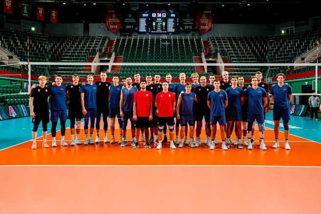 «Кузбасс» и «Локомотив» обменялись победами | Источник: sport-42.ru