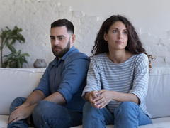 Живем с мужем как соседи: 5 советов, как вернуть в семью близость