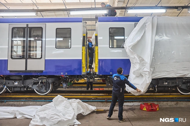 Каждый из новых поездов обошелся почти в миллиард рублей | Источник: Александр Ощепков / NGS.RU