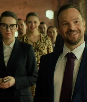 Звезда нулевых, десятых и нынешних: 6 ярких ролей Алексея Чадова