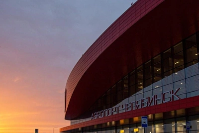 Авиарейсы в Челябинске задержали после атак БПЛА на Москву