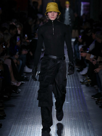 Fashion meets design: одежда Prada, созданная звездами дизайна и архитектуры (фото 11)