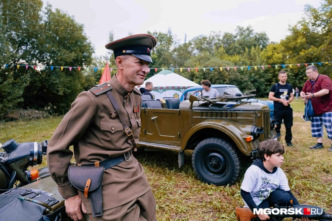 Этим летом он пропитан и духом патриотизма в честь года защитника Отечества | Источник: Даниил Пономаренко / MGORSK.RU
