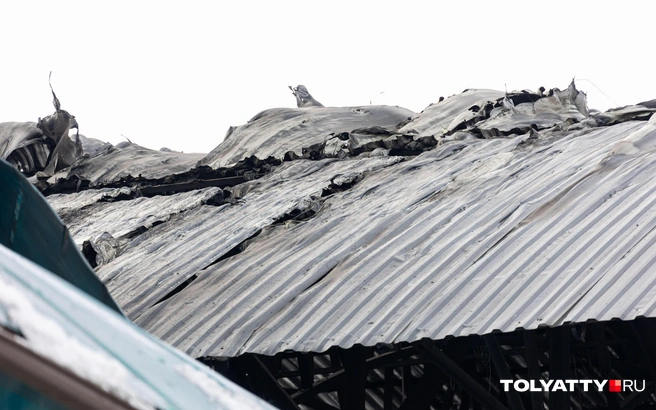 Тольяттинка рассказала о беде, которая произошла с крышей ее дома | Источник: Наталья Лапцевич / 74.RU