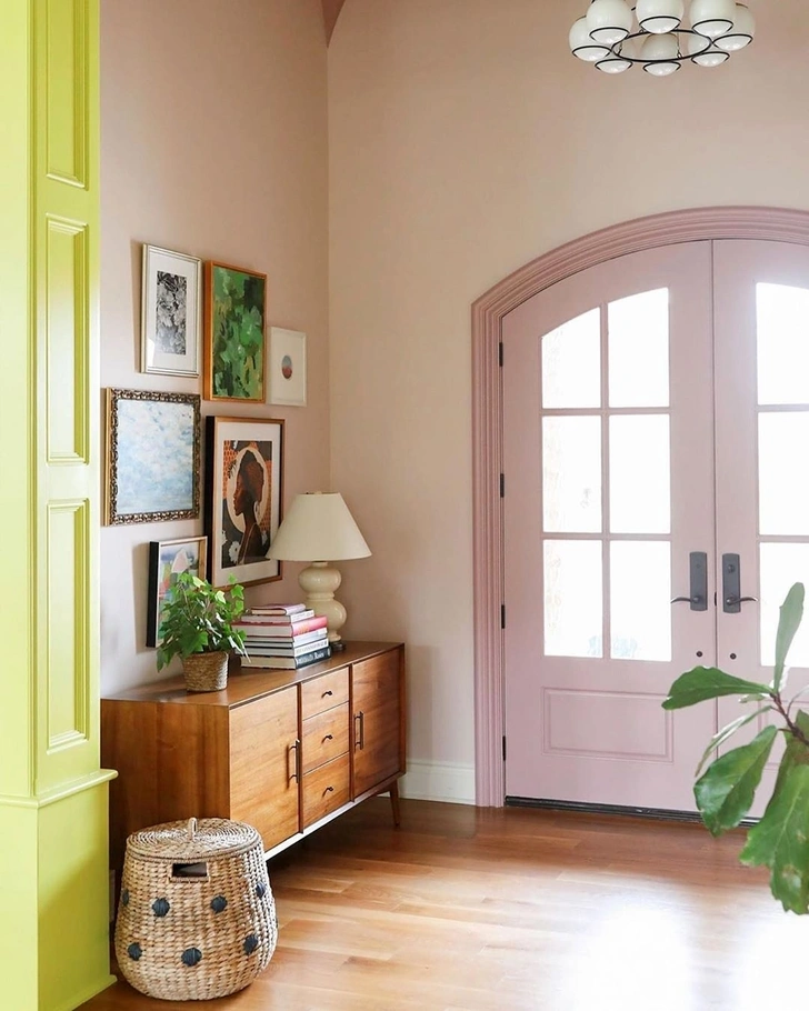 Оттенок Yellowcake №279, Farrow & Ball.