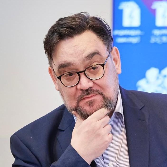 Эрнест Старателев 