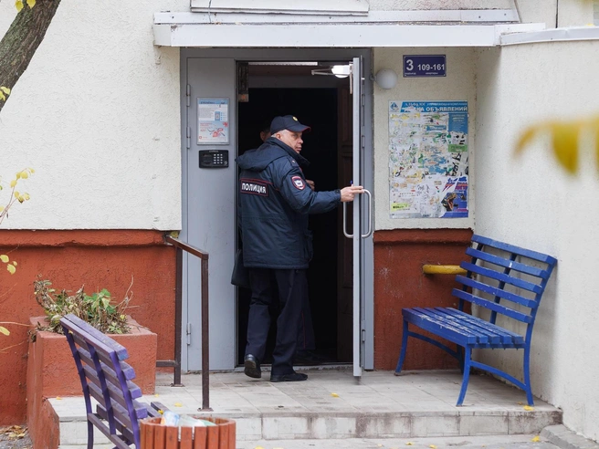 Утром полиция опросила пострадавших и очевидцев | Источник: Алексей Волхонский / V1.RU