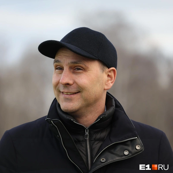 Он выступил с торжественной речью | Источник: Владислав Лоншаков / E1.RU