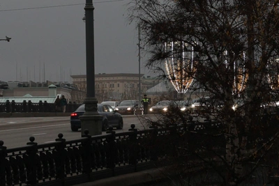 Перекрытие улиц в центре Москвы вызвало пробки и вопросы