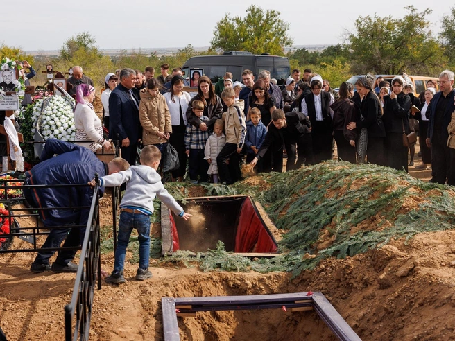 Многие из пришедших вспоминали проповеди Петра Маликова | Источник: Алексей Волхонский / V1.RU
