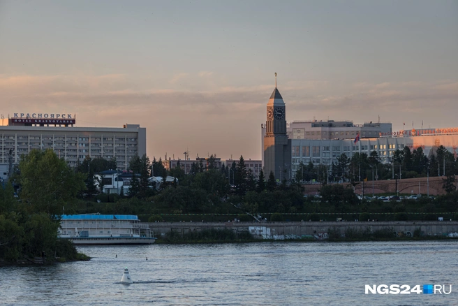 Городские часы | Источник: Мария Ленц / NGS24.RU
