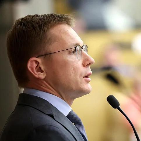<p>Алексей Сазанов</p>
