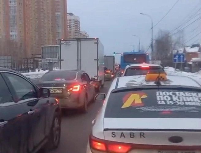 Из-за ДТП на Шереметьевском шоссе движение в сторону аэропорта парализовало | Источник: «Мострансавто» / T.me
