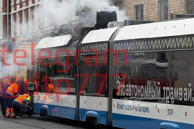 Трамвай вновь вспыхнул в Москве у метро «Красносельская»