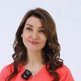 <p>Софья Абдулаева, пластический хирург</p>