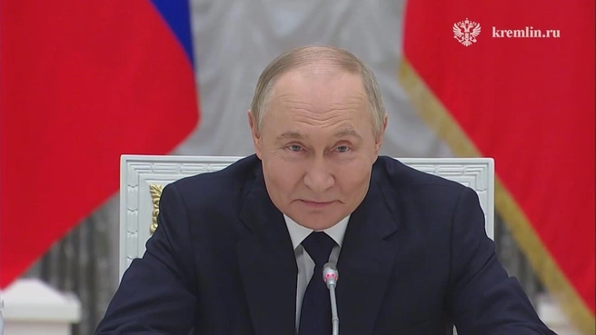 Путин: зарубежные маркетплейсы — это дыра, на которую надо обратить внимание | Источник: Кремль. Новости