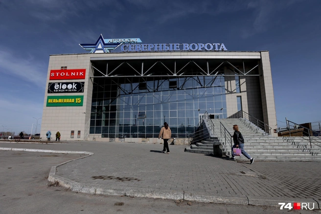 Здание автовокзала большое. Честно говоря, по размерам оно скорее напоминает аэропорт — неужели тут такой пассажиропоток? | Источник: Наталья Лапцевич